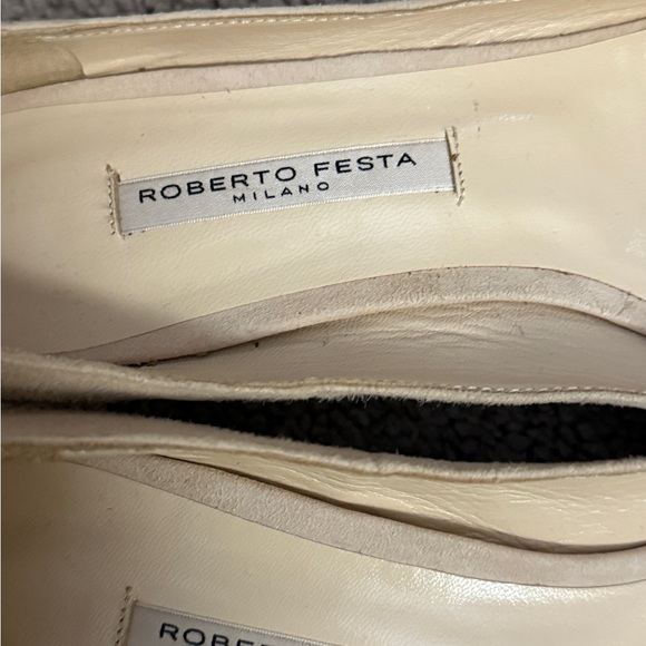 Roberto Festa Ankle Strap Heels Women size 8.5(39)Cream Suede Leather Block Shoe main image 1